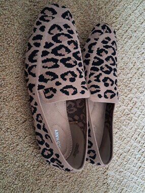 Women's cheetah print slip on shoes